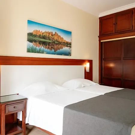 Hotel Avenida Praia-2